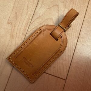 LV luggage tags